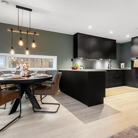 公寓 Half Semi Detached House 特隆赫姆
